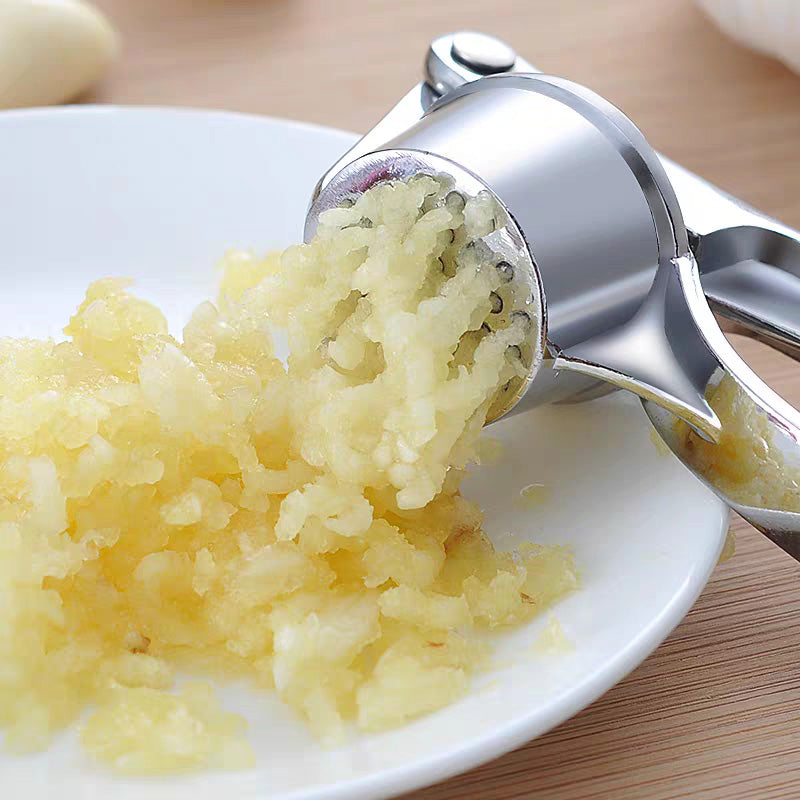 📢📢45% OFF 🥳Garlic Press Masher – Crush Garlic Fast Without Sticky Hands